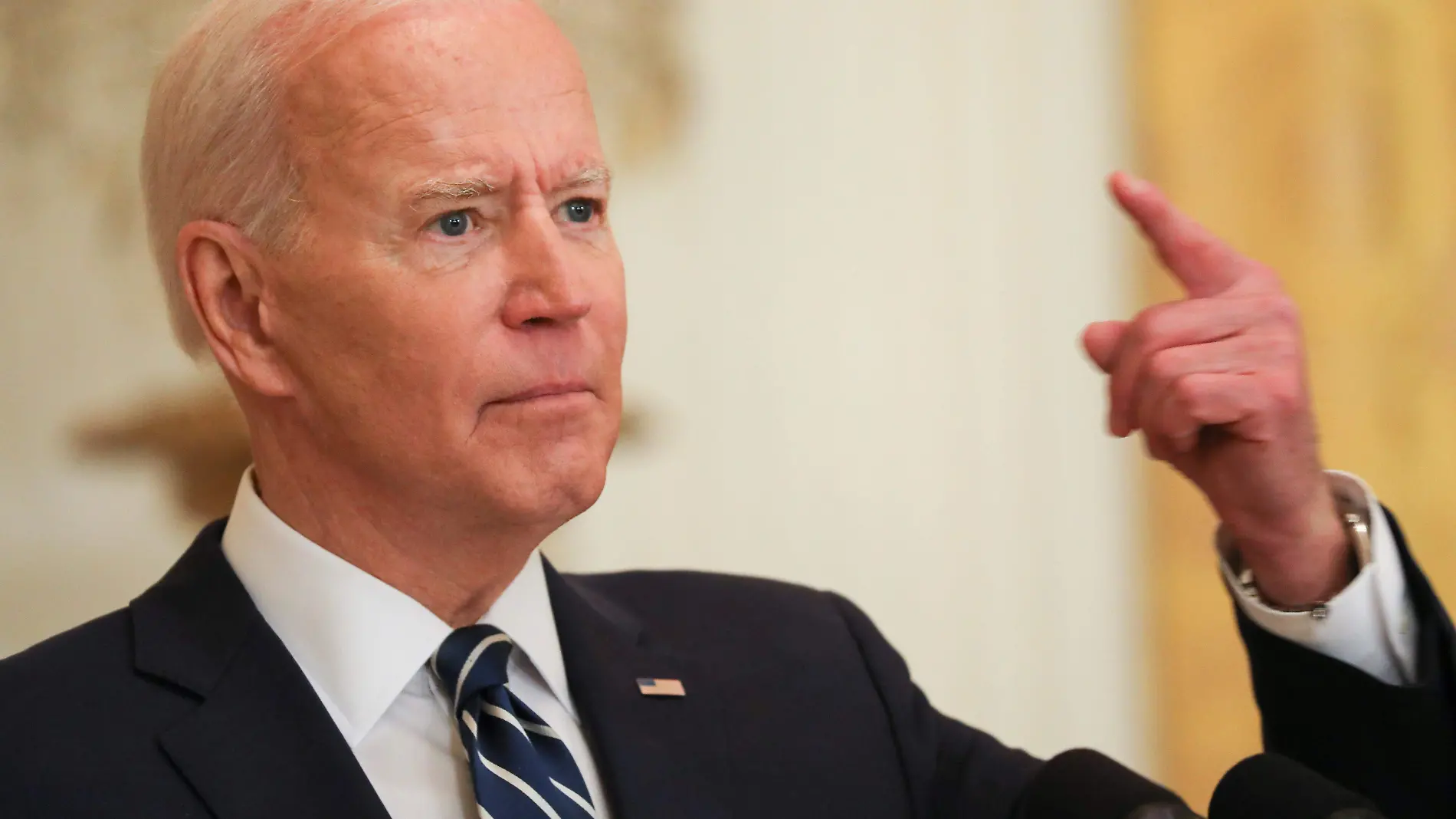 Biden negocia con México tema de migración 